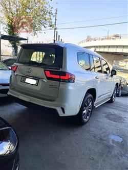 تويوتا لاندكروزر